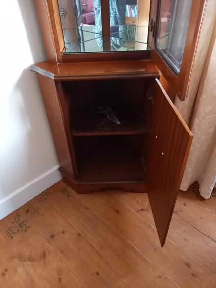 Photo of free Corner Display unit (Sutton/Bayside,) #4