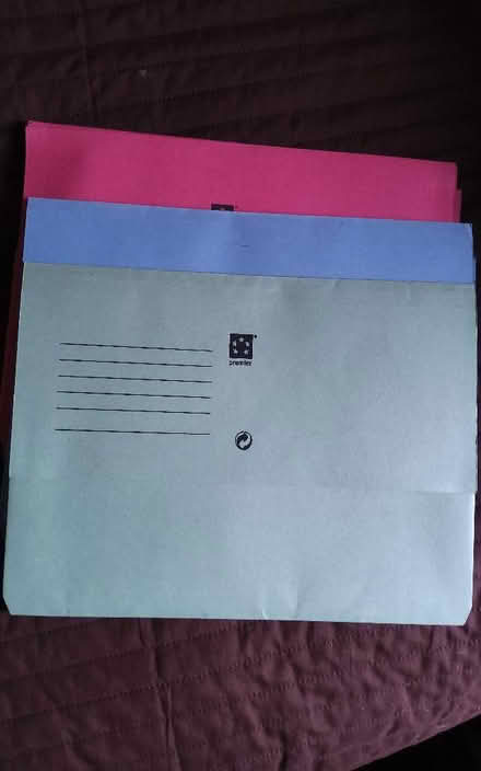 Photo of free File Folders (Vale LA1) #1