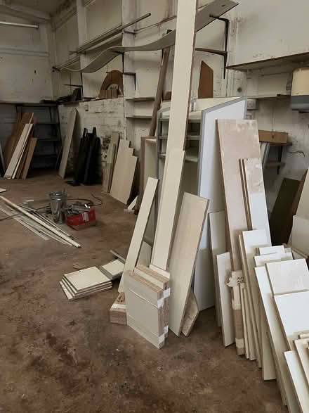Photo of free White melamine fronted boards (Bromsgrove B61) #1