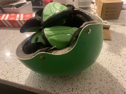 Photo of free Kid’s helmet and knee / elbow pads (Harpenden AL5) #1