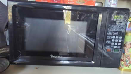 Photo of free Microwave (oakland) #1