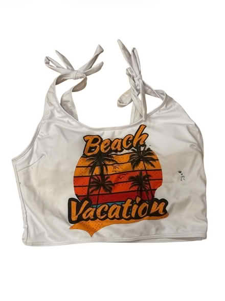Photo of free Beach Vaction Woman’s Top (Brooklyn Storage) #1