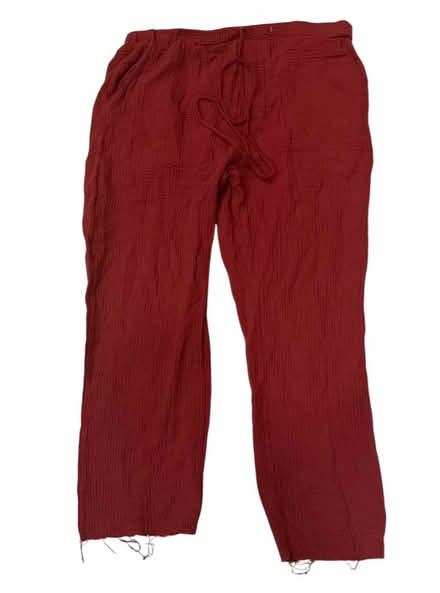 Photo of free Loyalty For Me Woman’s Pants (Brooklyn Storage) #1