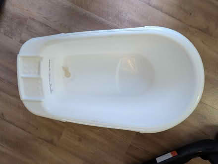 Photo of free tommee tippee baby bath (City of Bristol BS4) #3