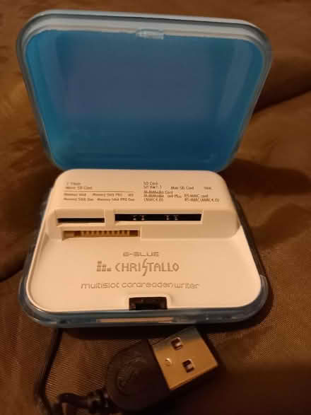 Photo of free Multislot card reader/writer (Bushey Mill WD23) #1