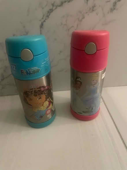 Photo of free Toddler water bottles (Kennedy/16th in Markham) #1