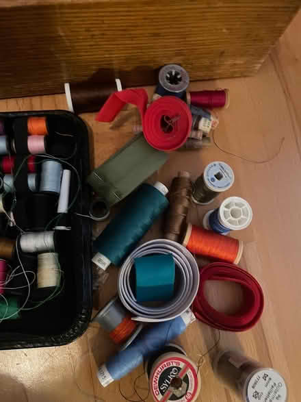 Photo of free Sewing supplies (Abingdon OX14) #2