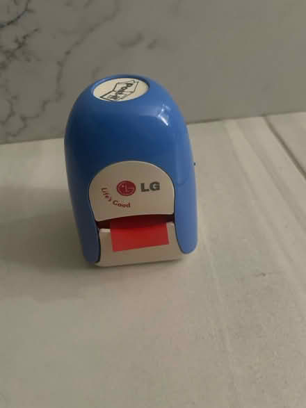 Photo of free Post-it note dispenser (Kennedy/16th in Markham) #1