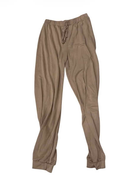 Photo of free Fashion Nova Woman’s Sweatpants (Brooklyn Storage) #1