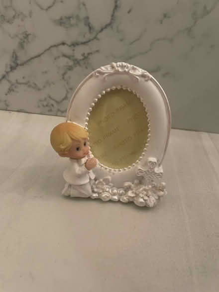 Photo of free Mini angel frame (Kennedy/16th in Markham) #1
