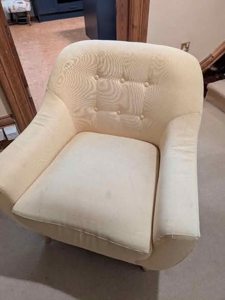 Photo of free Yellow armchair (Malvern WR14) #2