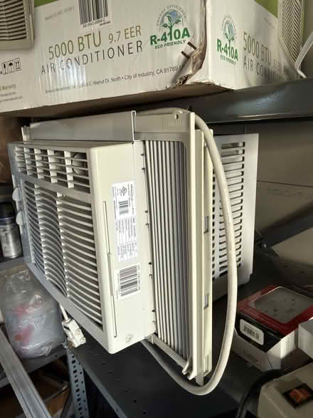 Photo of free Air conditioner - window unit (Midtown Palo Alto) #3