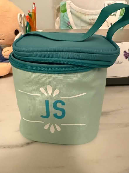 Photo of free 4 drink cooler with JS initials (Middletown Nj (village school)) #1