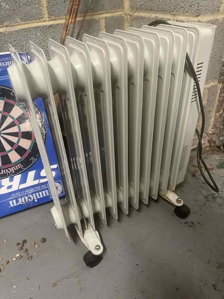 Photo of free Electric portable radiator (TN13 Sevenoaks) #1