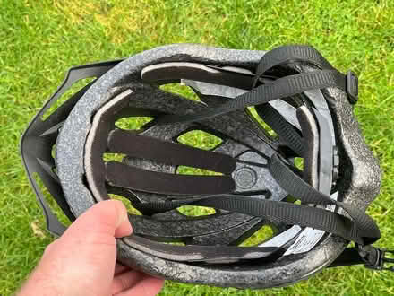 Photo of free Cycle helmet 🪖 (Waterlooville PO7) #4