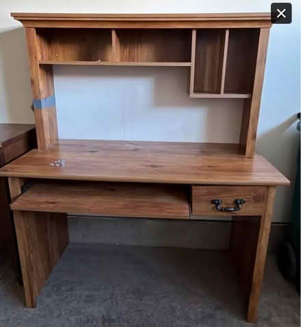 Photo of free Computer desk with shelves (New Paltz and vicinity) #1