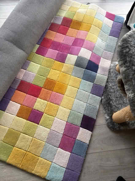 Photo of free Wool rug 170cmx240cm (Burgess Hill RH15) #1