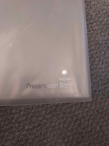Photo of free Transparent presentation Book (Humphrey's End GL6) #3