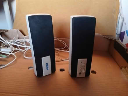 Photo of free Laptop speakers (Henley in Arden B95) #1