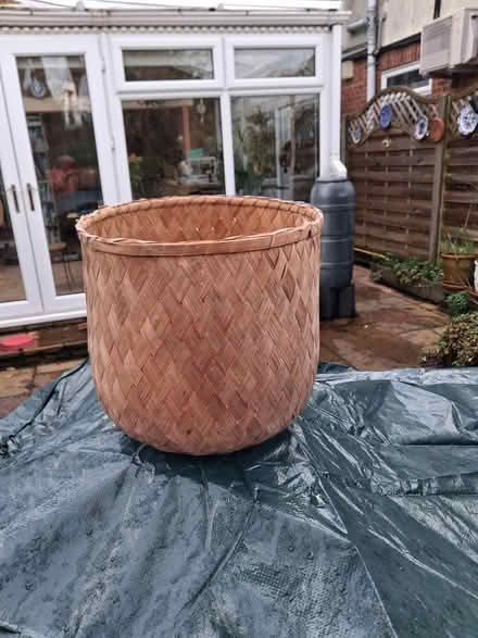 Photo of free woven plant pot container (North Hillingdon UB10) #1