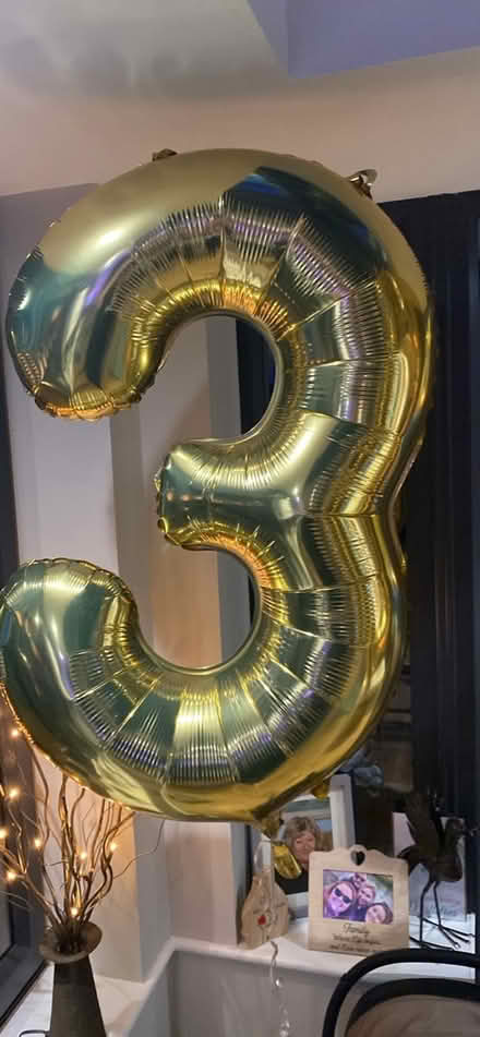 Photo of free 3 and 0 balloons (IP32) #1