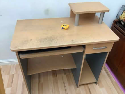 Photo of free Desk (Brighton BN2) #1