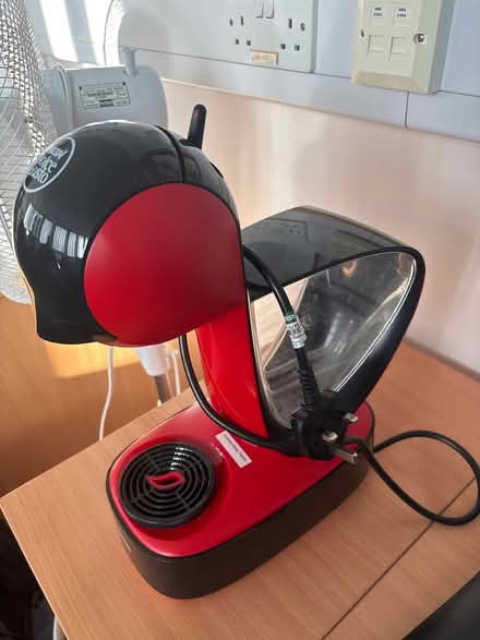 Photo of free Nescafé Gusto Coffee Machine (Woodley RG5) #2