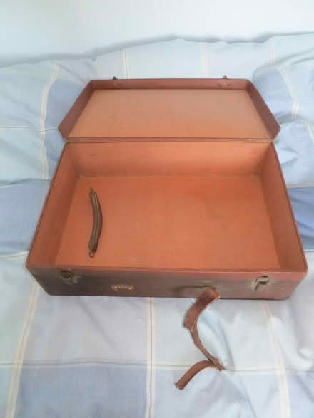 Photo of free Vintage small brown suitcase (CB4) #3