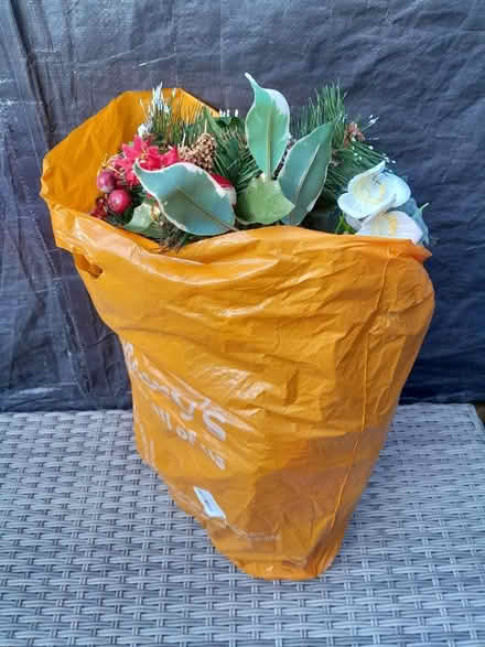 Photo of free Bag of floral picks, bits, wreath making stuff etc (Buxted TN22) #2