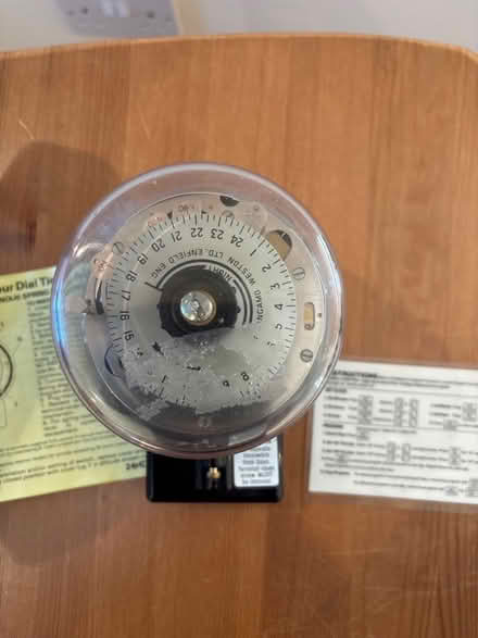Photo of free timeswitch (Thames Ditton KT7) #2