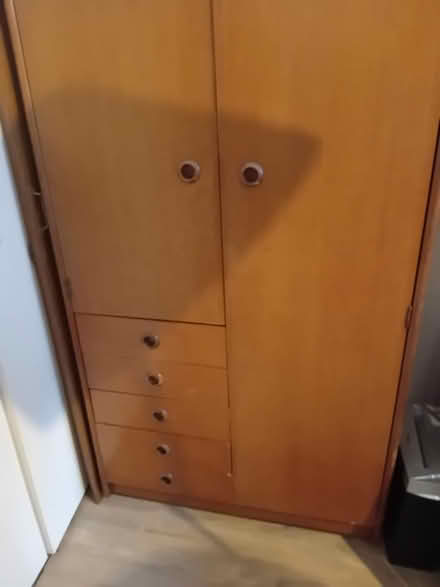 Photo of free Several pieces of furniture (Glasgow City) #3