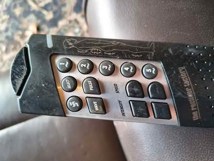 Photo of free Riser/Recliner Brown Leather chair (Fareham PO14) #3