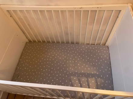 Photo of free Snuzkot cot bed (with or without mattress) (Hanwell W13) #2