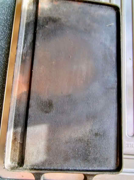Photo of free Cast iron griddle (Brize Norton OX18) #2