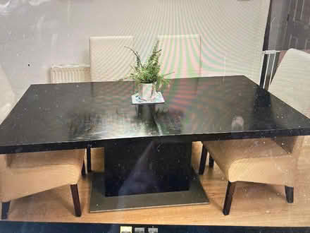 Photo of free Large Extending Dining table (Shepperton TW17) #1