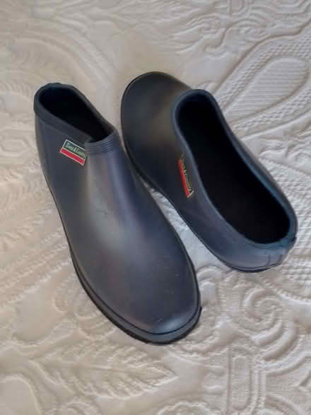 Photo of free Navy Blue 'Town & Country' Welly-Shoes Size 3/36 (Bexhill TN39) #2
