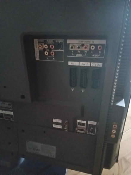 Photo of free 32" Sony tv (Leeds LS7) #2