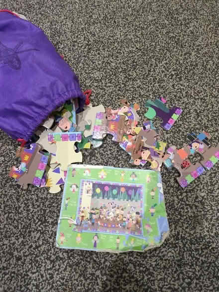 Photo of free Ben and holly jigsaw (Orgreave S13) #1
