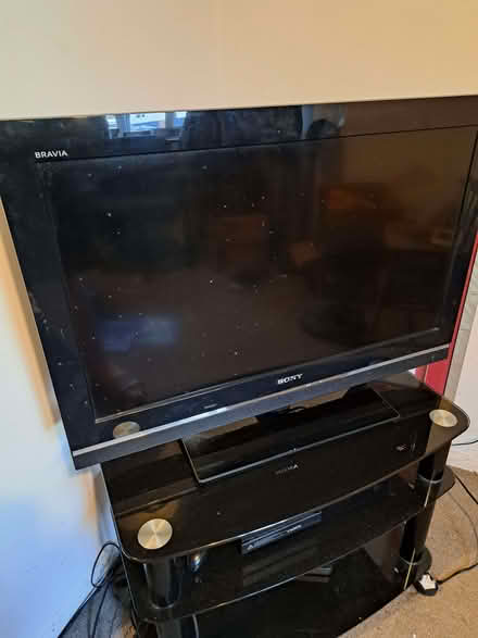 Photo of free Sony Bravia 20" TV (New Town CO1) #3