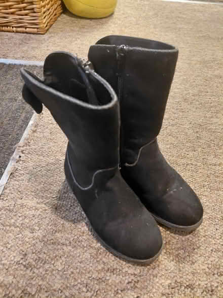 Photo of free Girls black boots size 9 (Bognor Regis - PO22) #1