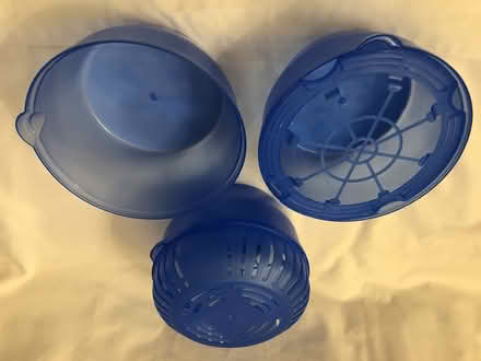 Photo of free Six pots with perferated lids (Harrogate HG2) #2