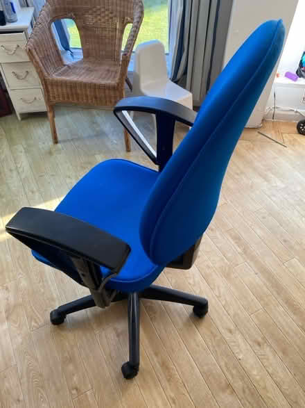 Photo of free IDEAL 365 Office Fabric Operator Chairs 2 lever PCB (Blue, F (Southcote RG30) #4