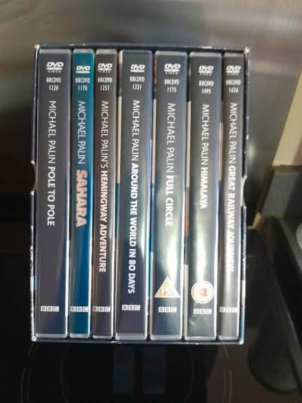 Photo of free dvd's (Manor Top S2) #1
