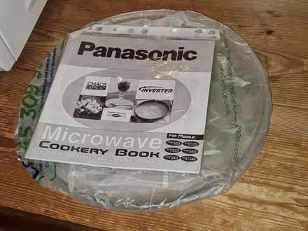 Photo of free Microwave 900 watt (Chilcompton) #4