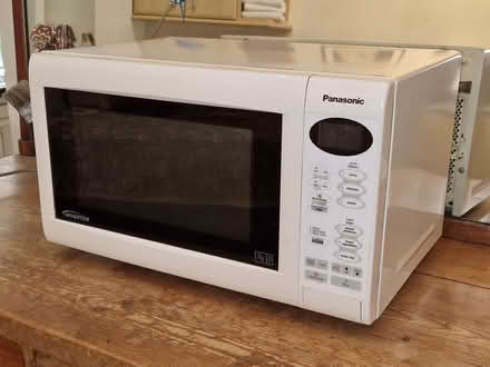 Photo of free Microwave 900 watt (Chilcompton) #1