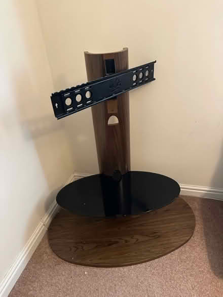 Photo of free TV unit (Gem street L5) #1