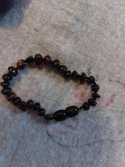 Photo of free Baby teething chew necklace/amber (Wrose BD2) #4