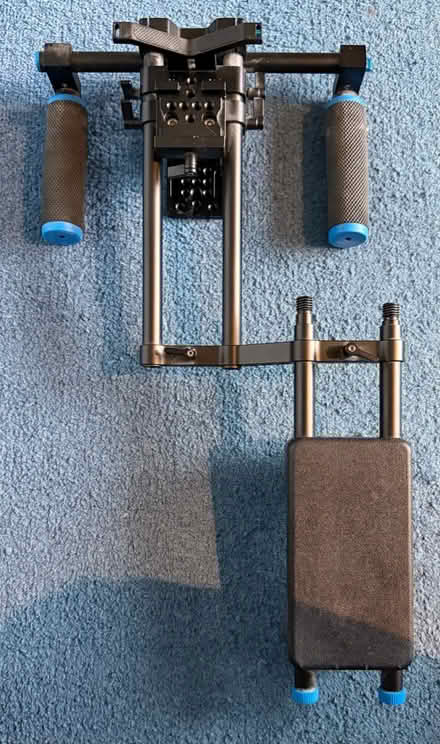 Photo of free Camera shoulder rig (Wincobank S9) #1
