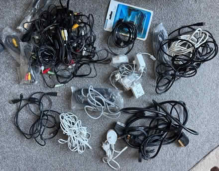 Photo of free Cables (Tolworth KT5) #1