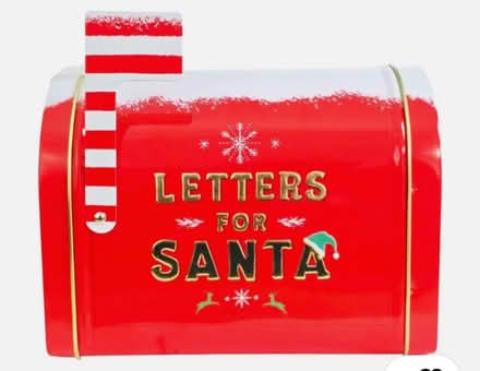 Photo of free Empty Christmas biscuit tin (East molesey) #2